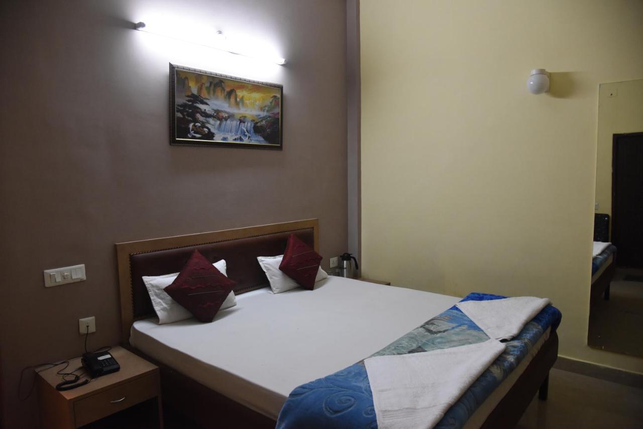 Natraj Hotel Darbhanga Exterior foto